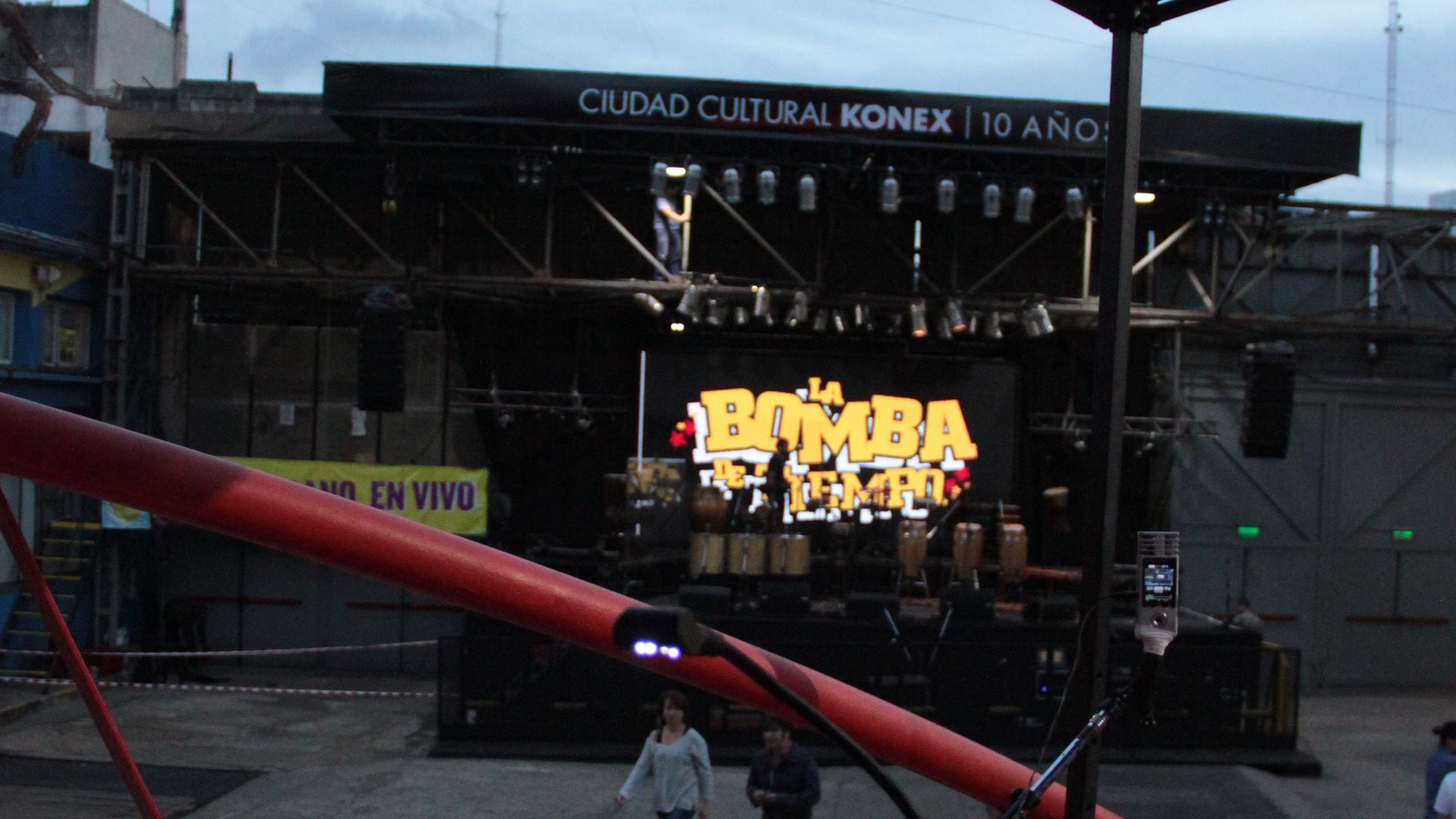 Making of La Bomba de Tiempo